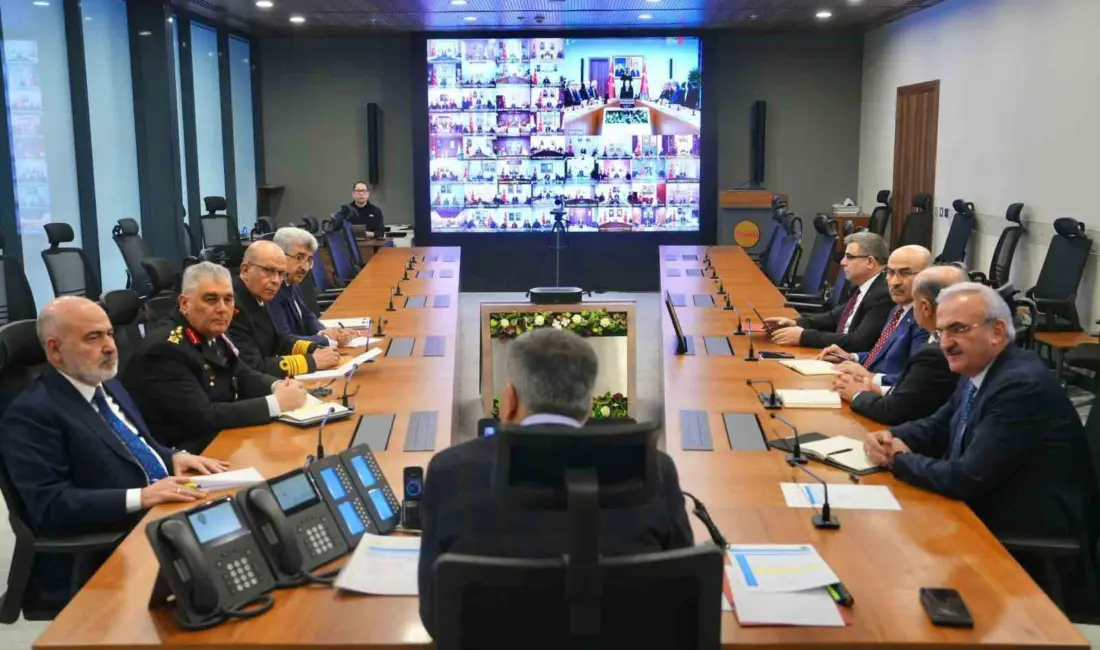 İçişleri Bakanı Ali Yerlikaya, bakan yardımcıları, Jandarma Genel Komutanı, Emniyet