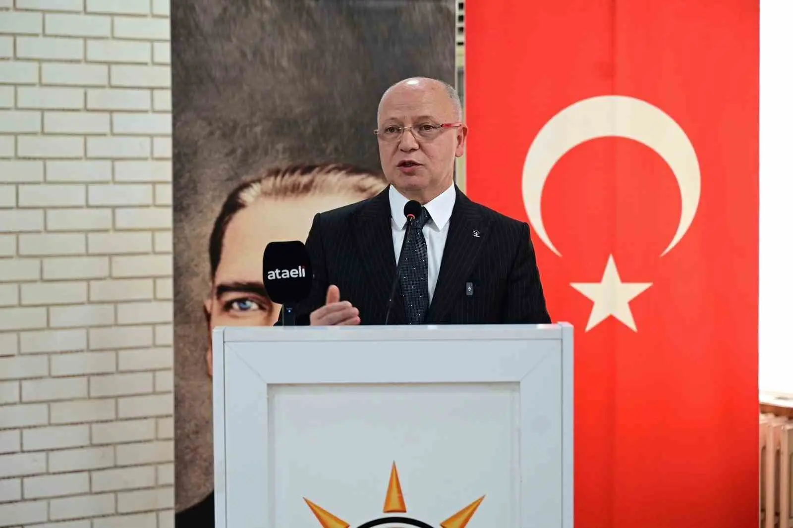 AK Parti Bursa İl Başkanı Davut Gürkan, saha çalışmaları kapsamında