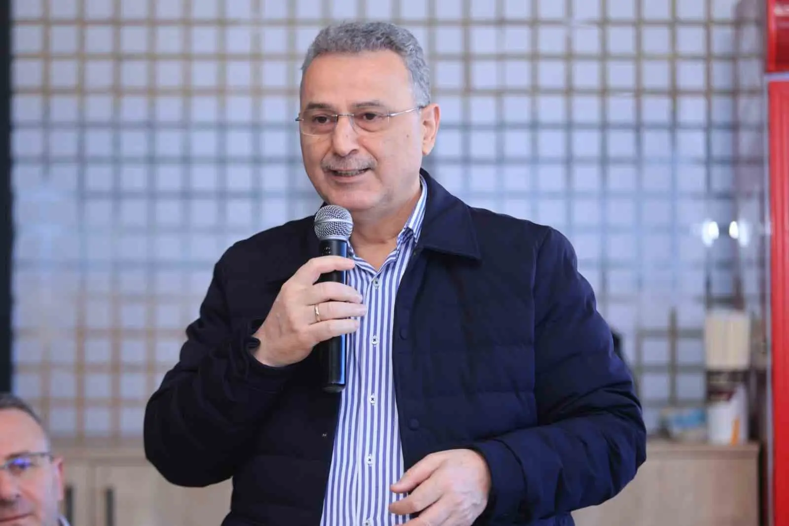 Samsun 19 Mayıs Gazeteciler Cemiyeti tarafından düzenlenen programda konuşan İlkadım