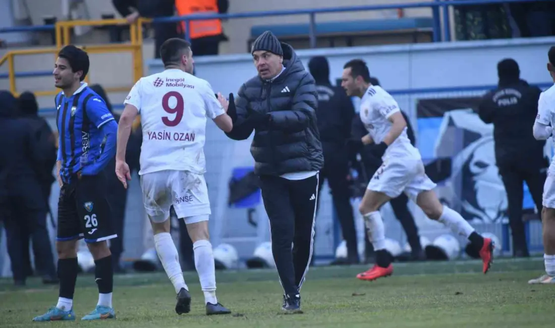 Sultan Su İnegölspor Teknik Direktörü İsmail Güldüren, deplasmanda Karacabey Belediyespor