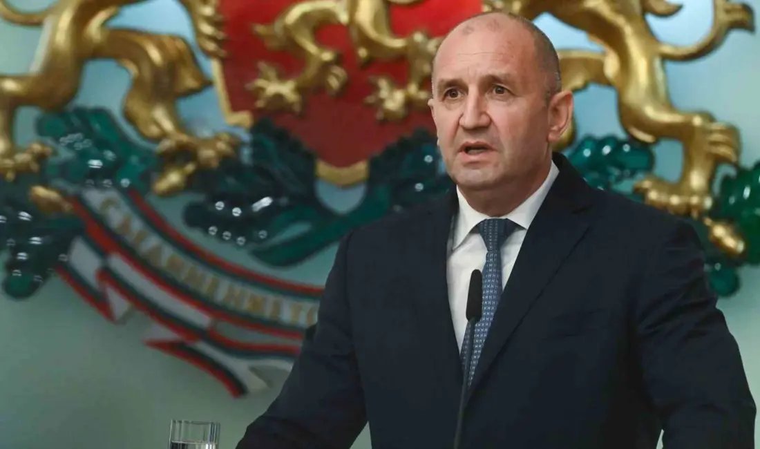 Bulgaristan Cumhurbaşkanı Rumen Radev, görevinden istifa ettiğini açıkladı. Bulgaristan Cumhurbaşkanı