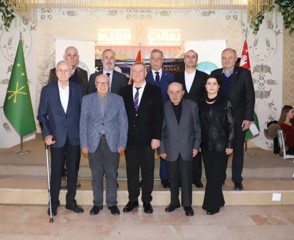 Bursa Çerkes Kültür Derneğince Haluj Gecesi’nin 24’üncüsü düzenlendi. Dernek Başkanı