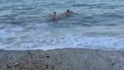 Bursa’da kar yağışıyla birlikte hava sıcaklığının sıfırın altına düştüğü kentte,