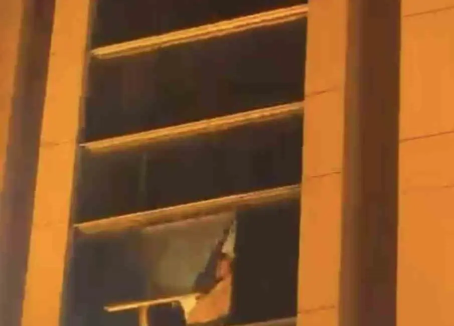 Bursa’nın Nilüfer ilçesi Görükle Mahallesi’nde bulunan 5 katlı bir otelde