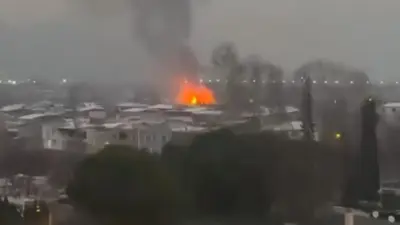 Bursa’nın merkez Yıldırım ilçesinde bir ahşap palet fabrikasında yangın çıktı.