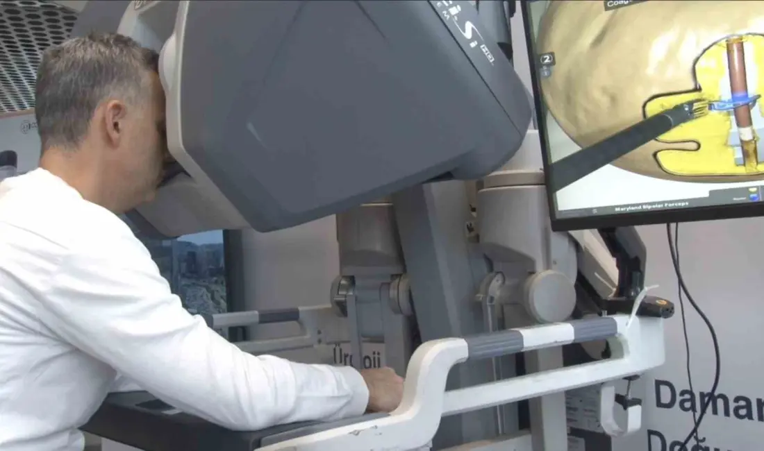 Bursa’da robotik ameliyat dönemi başladı. Medicana Bursa Hastanesi’ndeki hayata geçirilen