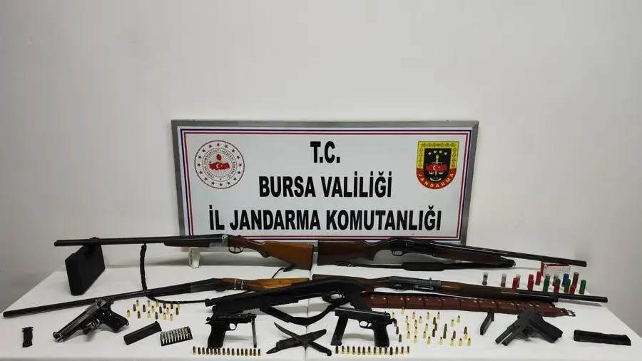 Bursa’nın İznik ilçesinde, jandarma tarafından yapılan operasyonda çok sayıda ruhsatsız