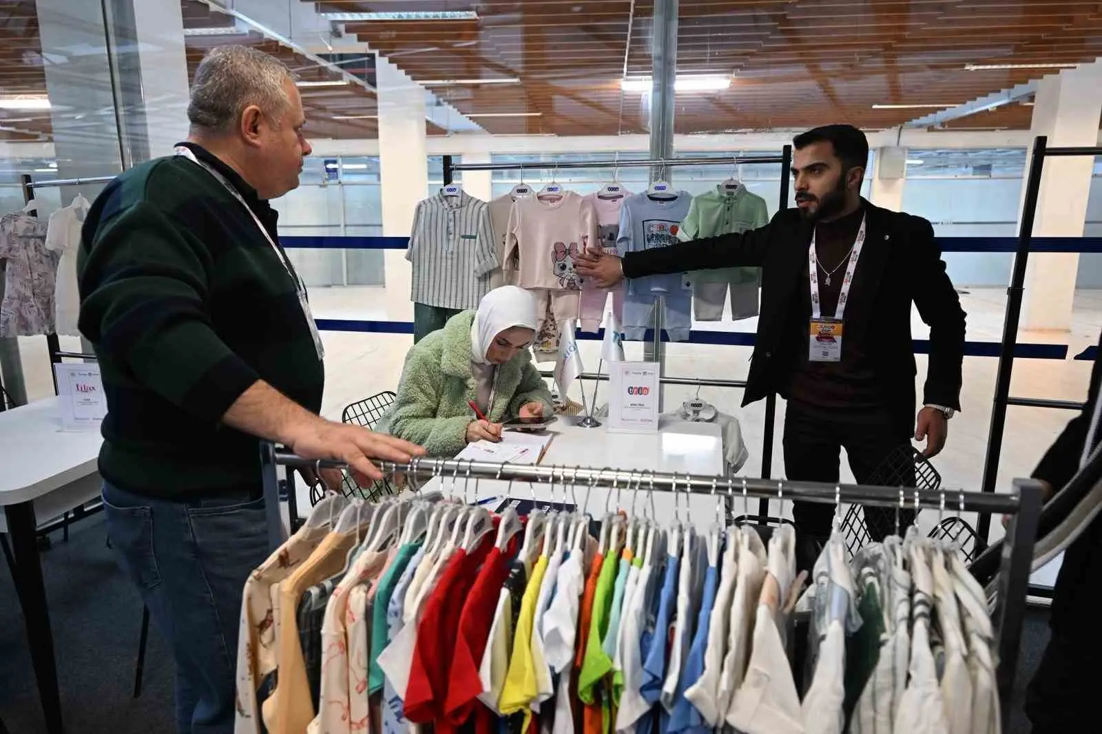 Bebe ve çocuk konfeksiyonu sektöründe Türkiye’nin küresel vitrini konumundaki Junioshow