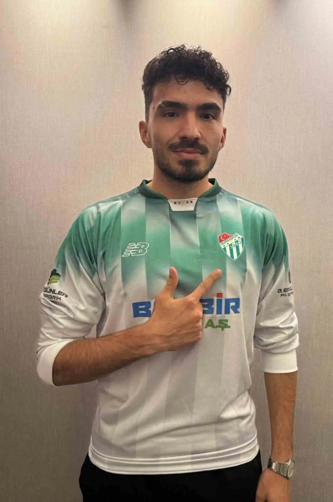 Baran Başyiğit’in sakatlığı sonrası harekete geçen Bursaspor, gol yollarındaki eksik