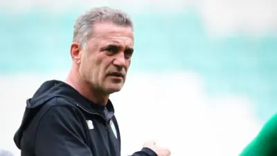 Bursaspor Kulübü, Teknik Direktör Tahsin Tam ile yolların ayrıldığını açıkladı.