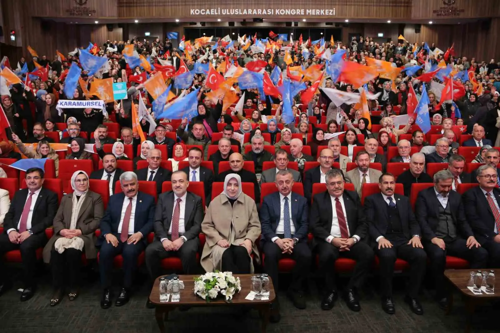 Kocaeli’de düzenlenen AK Parti 114. Genişletilmiş İl Danışma Meclisi toplantısında