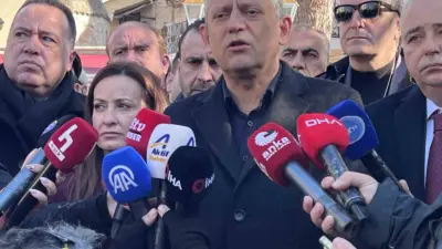 CHP Genel Başkanı Özgür Özel memleketi Manisa’da cuma namazı sonrası