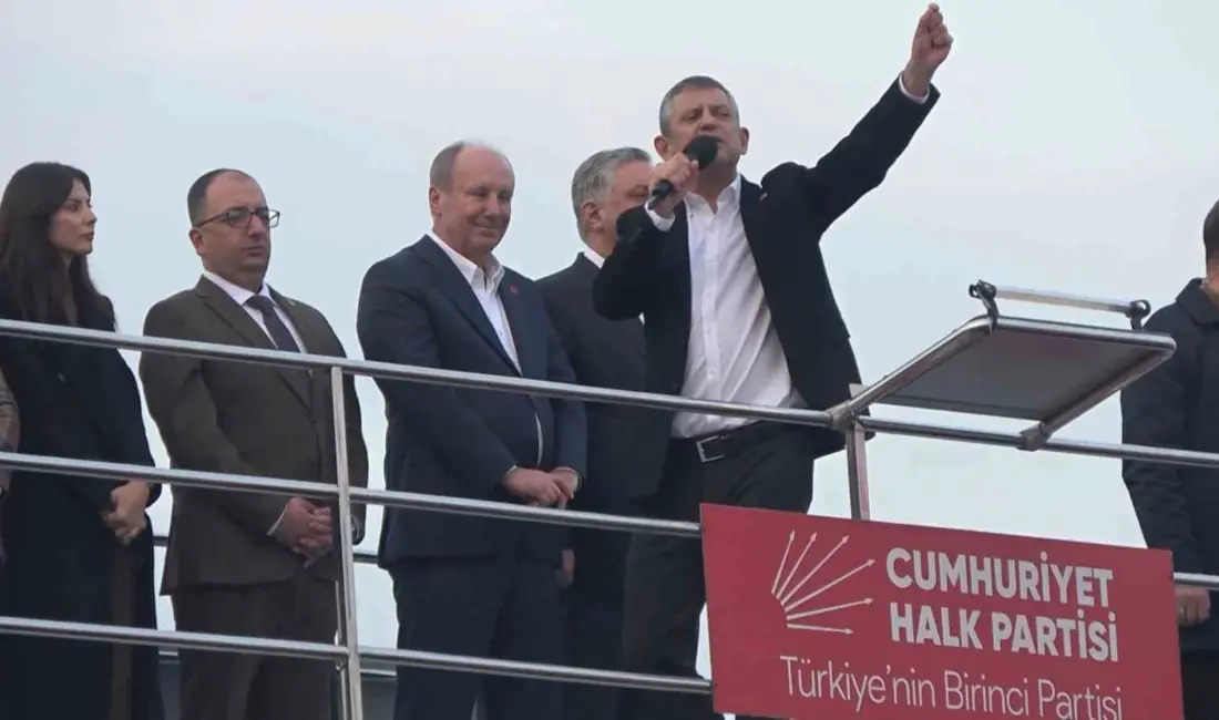 CHP Genel Başkanı Özgür Özel, partisi tarafından Yalova’da düzenlenen mitingde