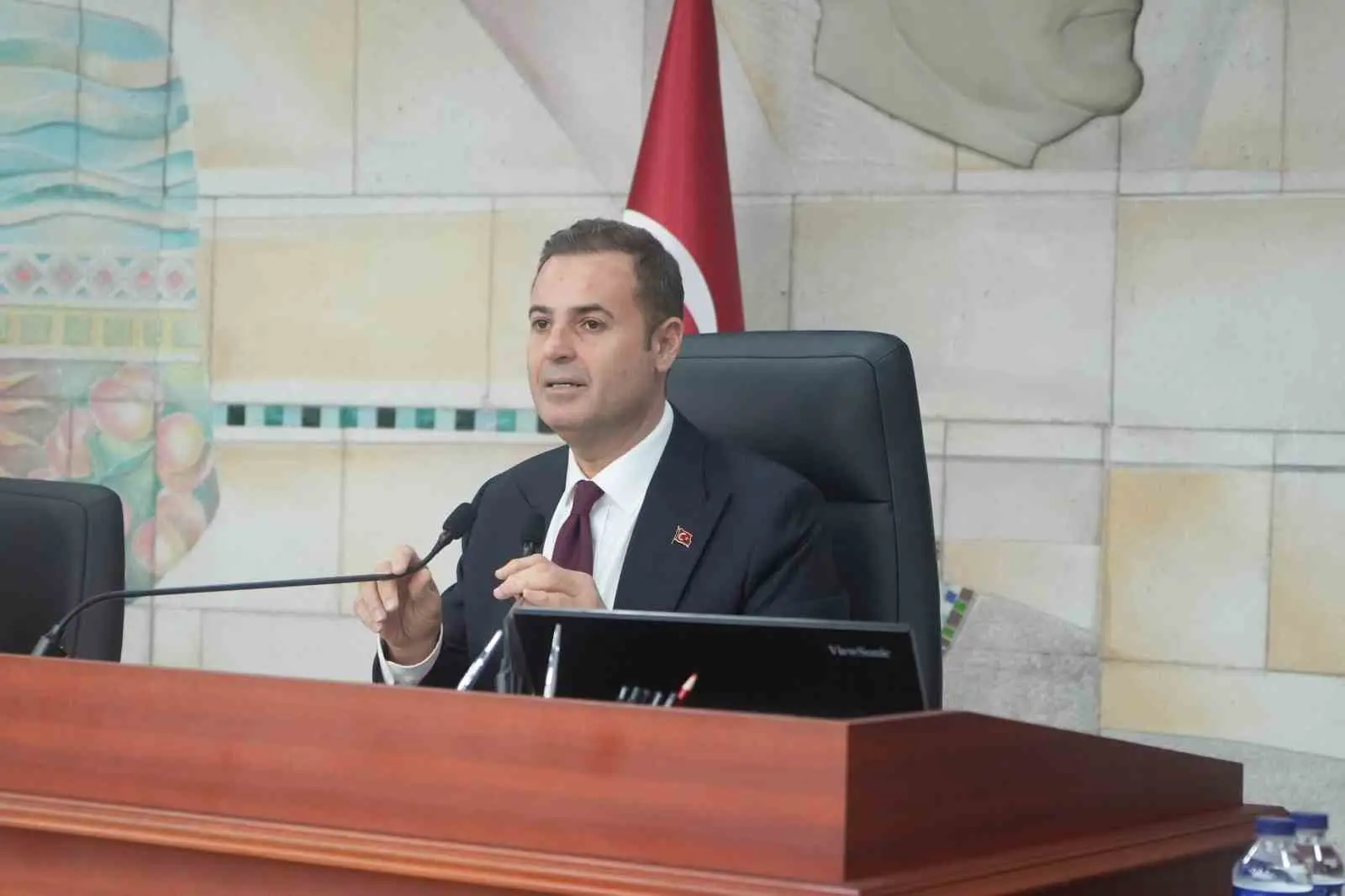 AK Parti’ye geçeceği yönünde iddiaların odağında olan Balıkesir Büyükşehir Belediye