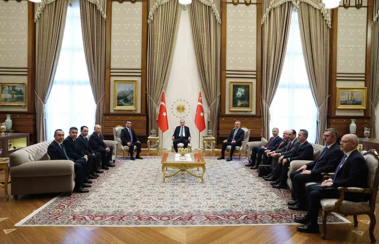 Cumhurbaşkanı Recep Tayyip Erdoğan, Özbekistanlı bakanlar ile üst düzey güvenlik