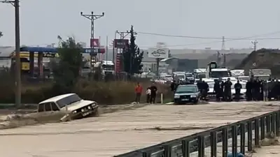 AK Parti Adana İl Başkanı Tamer Dağlı, Adana’da yaşanan sel