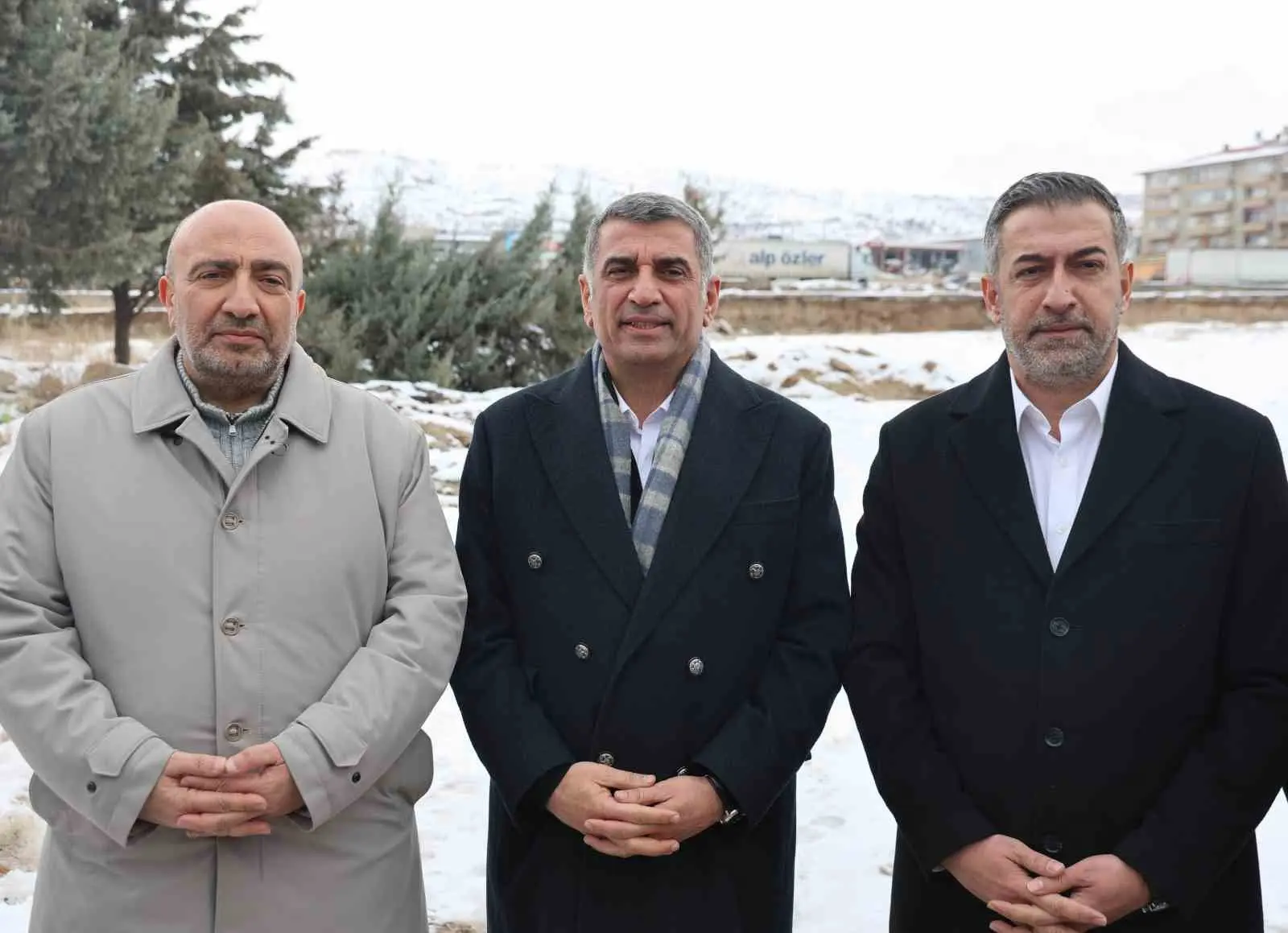 Elazığ’da 2020 Elazığ depreminin ardından yıkılan eski SSK Hastanesi’nin arazisinde