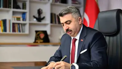 Yıldırım Belediyesi, “Beylikten Cihan Devleti’ne” temasıyla başlattığı 2025-2026 Kültür Sanat