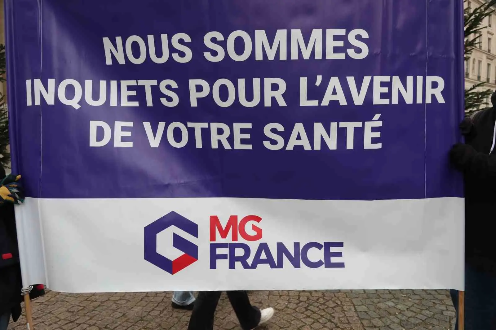 Fransa’da 5 Ocak tarihinde 10 günlük geniş kapsamlı bir grev