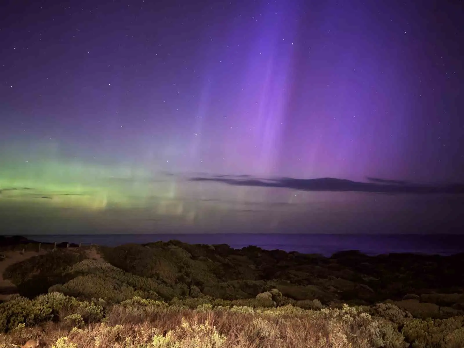 Bugün yaşanan güneş patlaması sonucu ortaya çıkan Aurora ışıkları Avustralya’dan