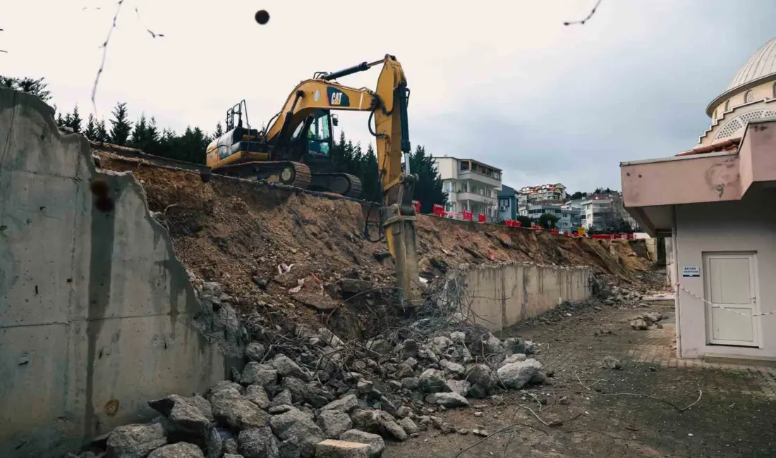 Bursa’nın Nilüfer ilçesinde Mevlana Camisi yanında geçen ay çöken istinat