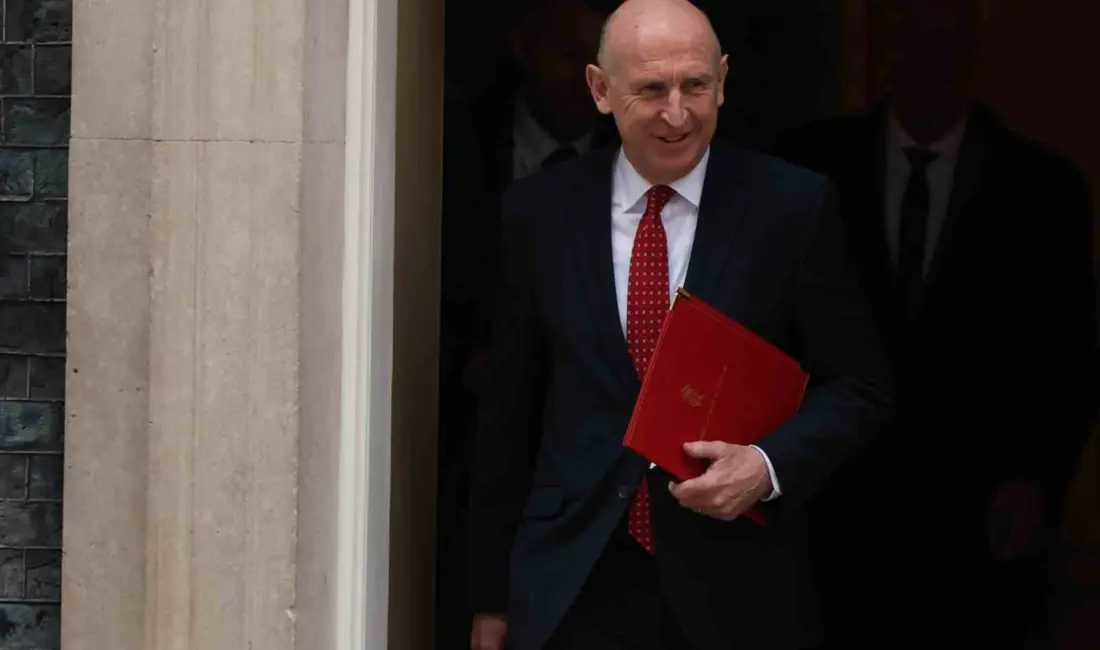 İngiltere Savunma Bakanı John Healey, ABD’nin Atlantik Okyanusu’nda “Bella-1” olarak