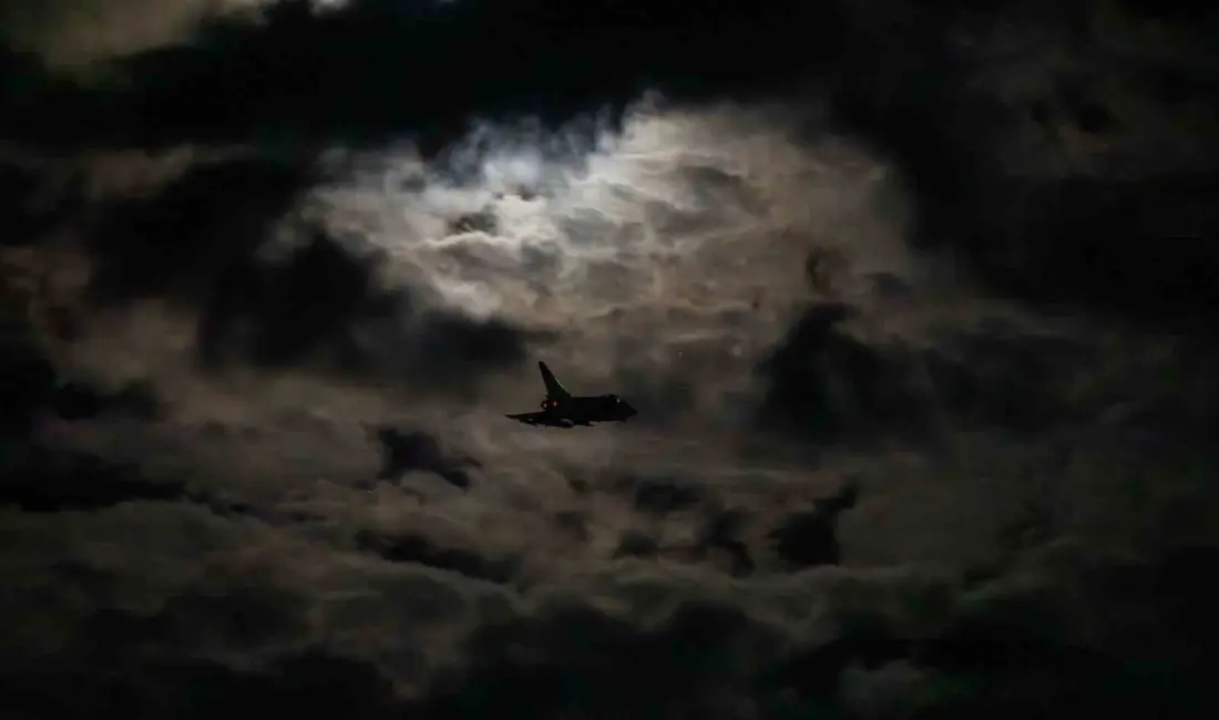 İngiltere ve Fransa hava kuvvetleri, Suriye’nin Palmira şehrinde “daha önce