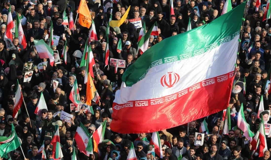 İran dini lideri Ali Hamaney, İran’da rejim karşıtı protestolara karşı