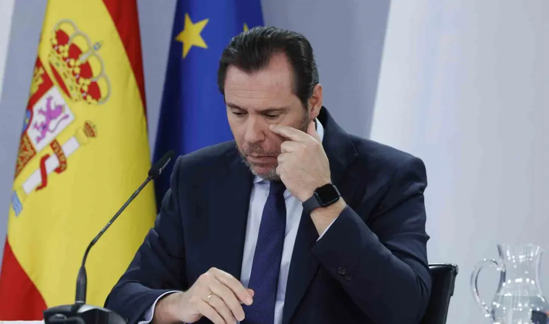 İspanya Ulaştırma Bakanı Oscar Puente, iki hızlı trenin çarpışmasıyla 45