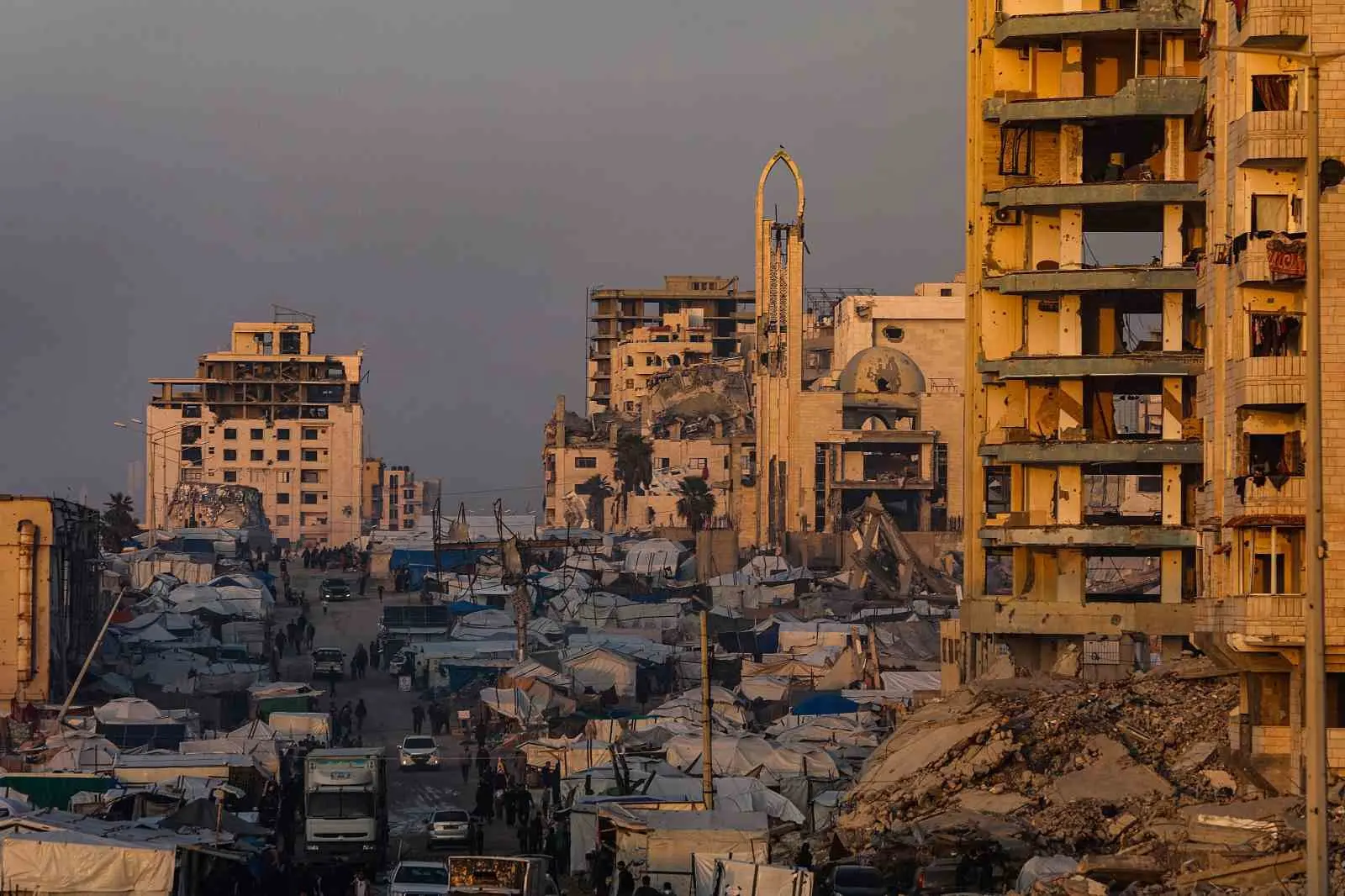 İsrail Başbakanlık Ofisi’nden yapılan açıklamada, “Başbakan Binyamin Netanyahu, dünya liderlerinden