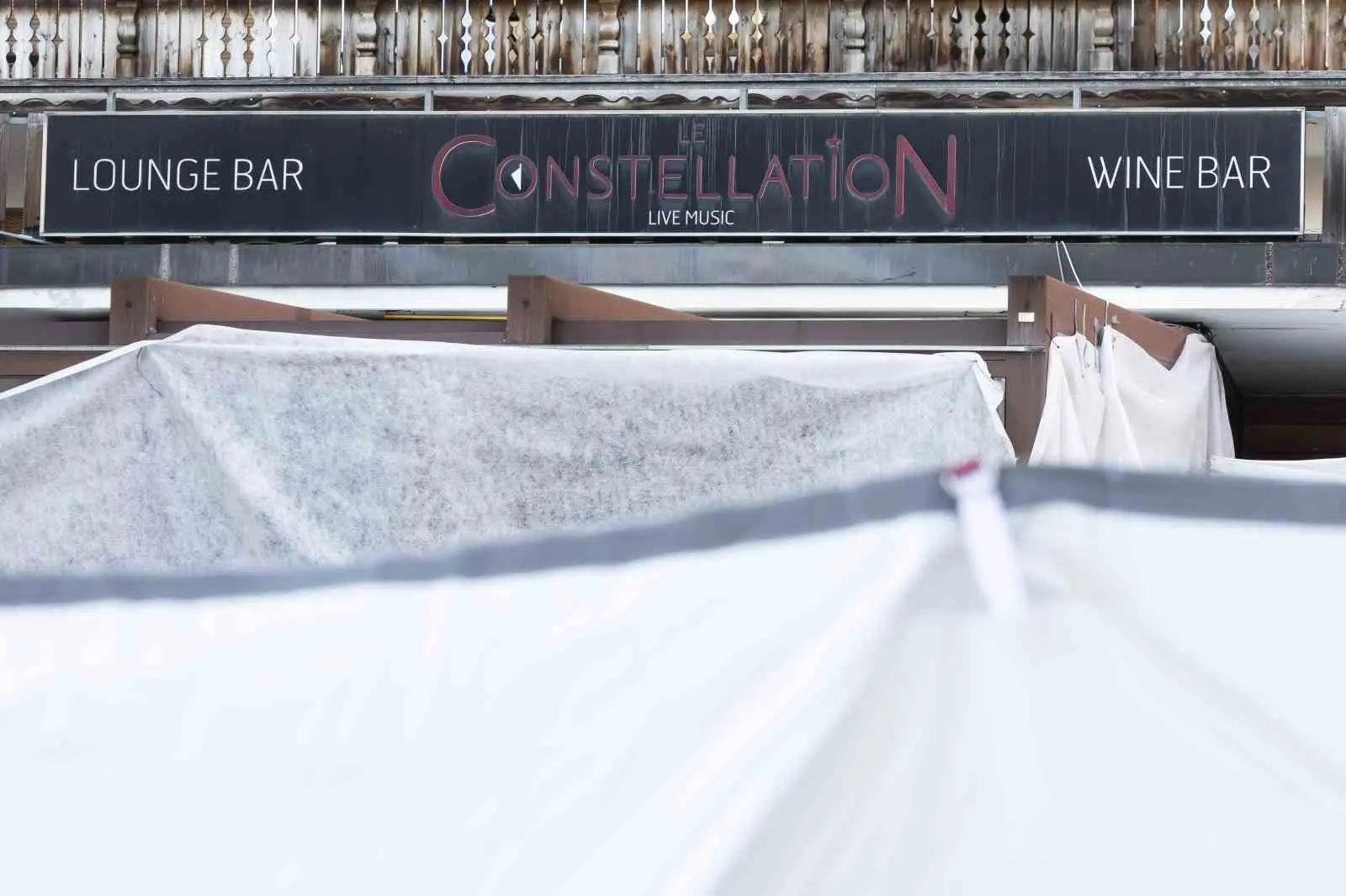 İsviçre’de yılbaşı akşamı çıkan yangında 40 kişinin hayatını kaybettiği barda