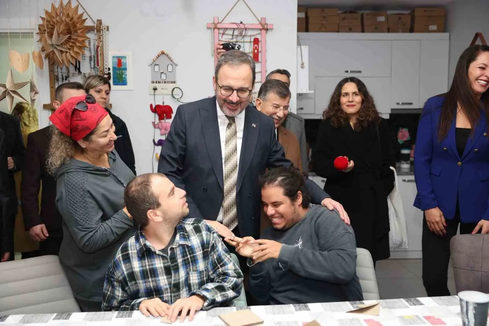 TBMM Engelli Bireylerin Sorunlarını Araştırma Komisyonu Başkanı Dr. Mehmet Kasapoğlu,