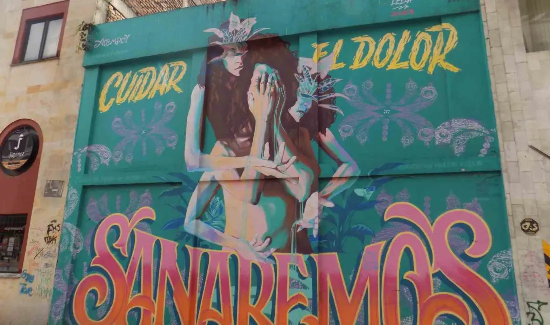 Kolombiya’nın başkenti Bogota’nın sokaklarında, siyasi mesajlardan toplumsal mücadelelere, barış sürecinden