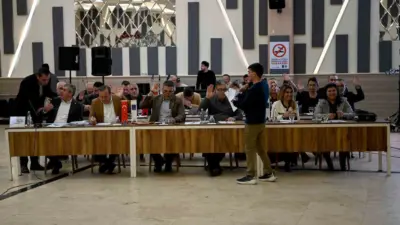 Kuşadası Belediye Meclisi, 2026 yılının ilk toplantısını gerçekleştirdi. Toplantıda, vatandaşlara