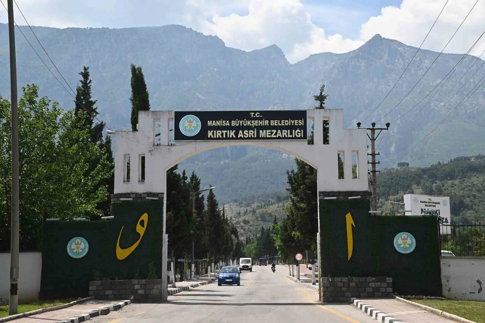 Manisa Büyükşehir Belediyesi, sosyal belediyecilik anlayışı doğrultusunda vatandaşların en zor