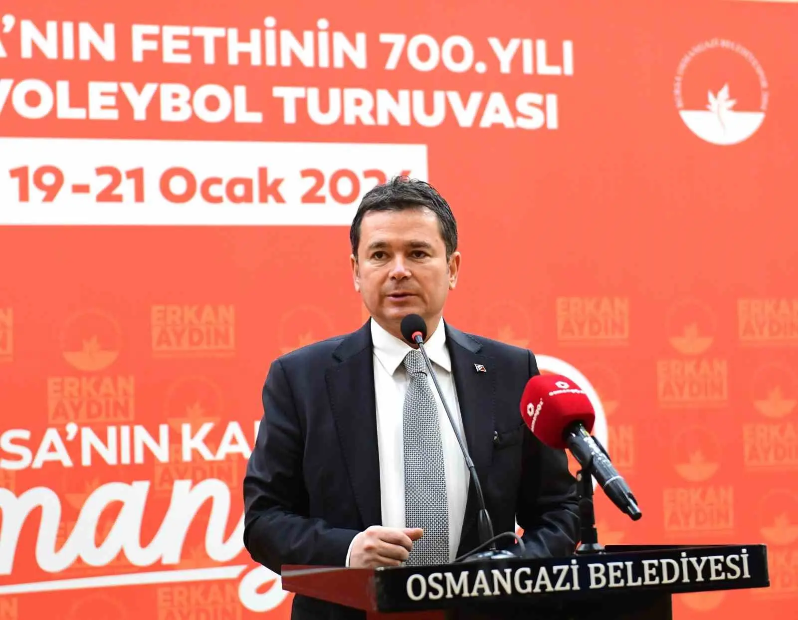 Osmangazi Belediye Başkanı Erkan Aydın, Bursa’nın fethinin 700. yılı kutlamaları