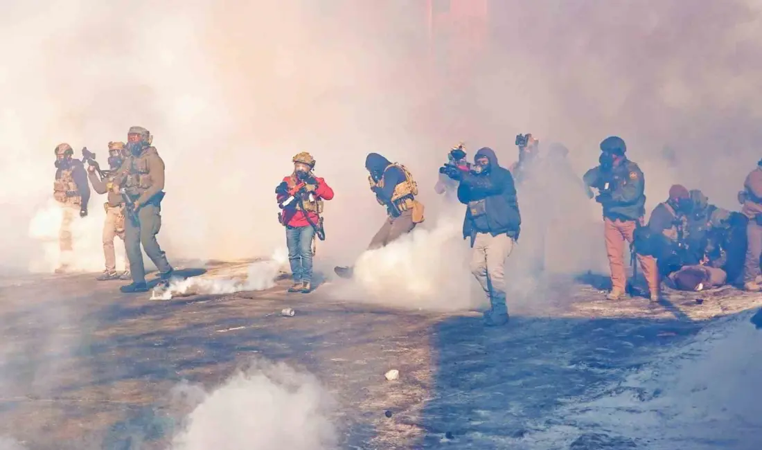 ABD’nin Minnesota eyaletindeki Minneapolis kentinde Göçmenlik ve Gümrük Muhafaza Dairesi