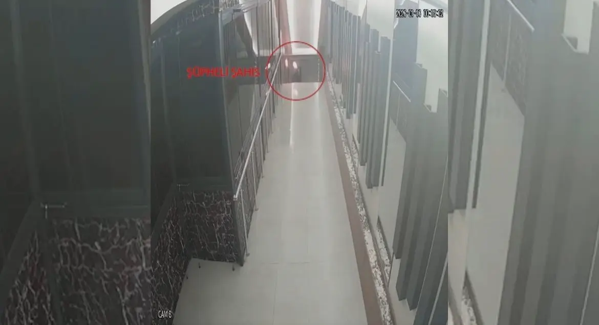 Bursa’da bir iş yerine yönelik molotoflu kundaklama anları ile şüphelilerin