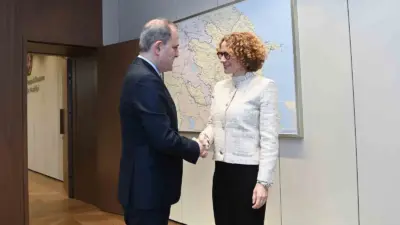 Azerbaycan Dışişleri Bakanı Ceyhun Bayramov, Bakü’yü ziyaret eden NATO Genel