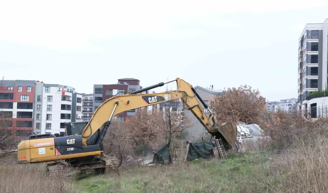 Kaçak yapılarla mücadele eden Nilüfer Belediyesi, Balkan Mahallesi’nde tespit edilen