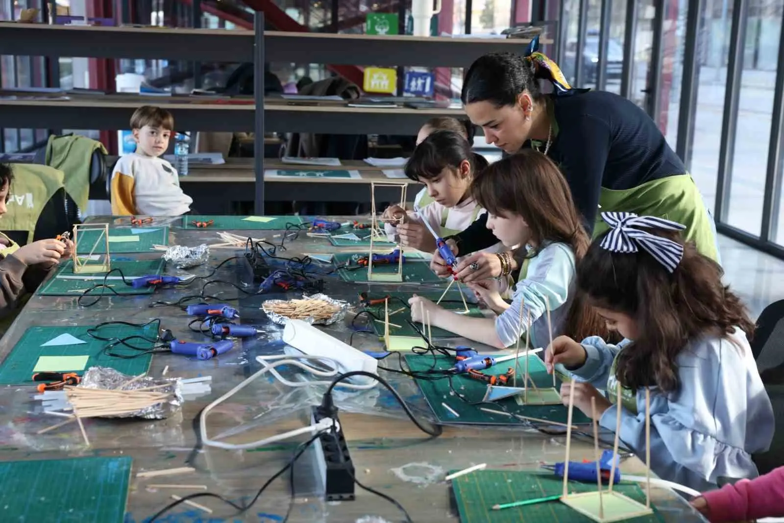 Nilüfer Belediyesi’nin yarıyıl tatilinde çocuklar için hazırladığı etkinlikler başladı. Çocukların