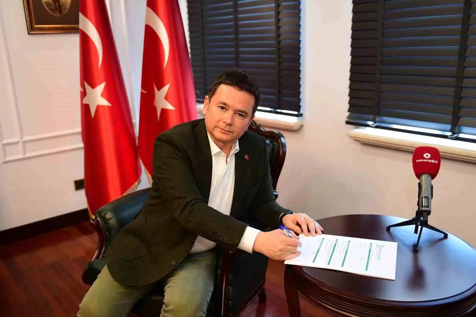 Osmangazi Belediye Başkanı Erkan Aydın, Bursaspor Kulübü Başkanı Enes Çelik’i