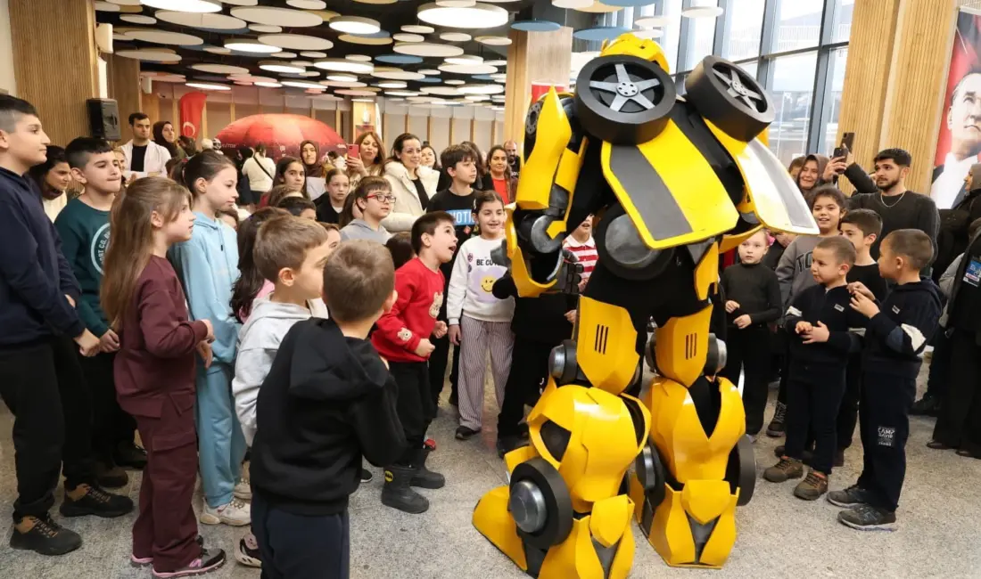 Sömestr tatilinde öğrencileri bilimle buluşturmak için harekete geçen Osmangazi Belediyesi,