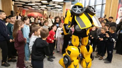 Sömestr tatilinde öğrencileri bilimle buluşturmak için harekete geçen Osmangazi Belediyesi,