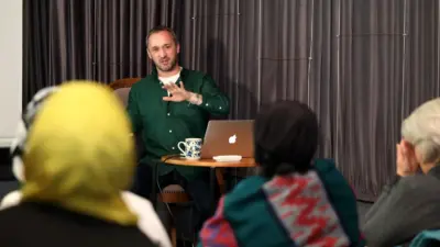 Osmangazi Belediyesi başlattığı eğitim programıyla, e-ticaretle uğraşan ya da bu