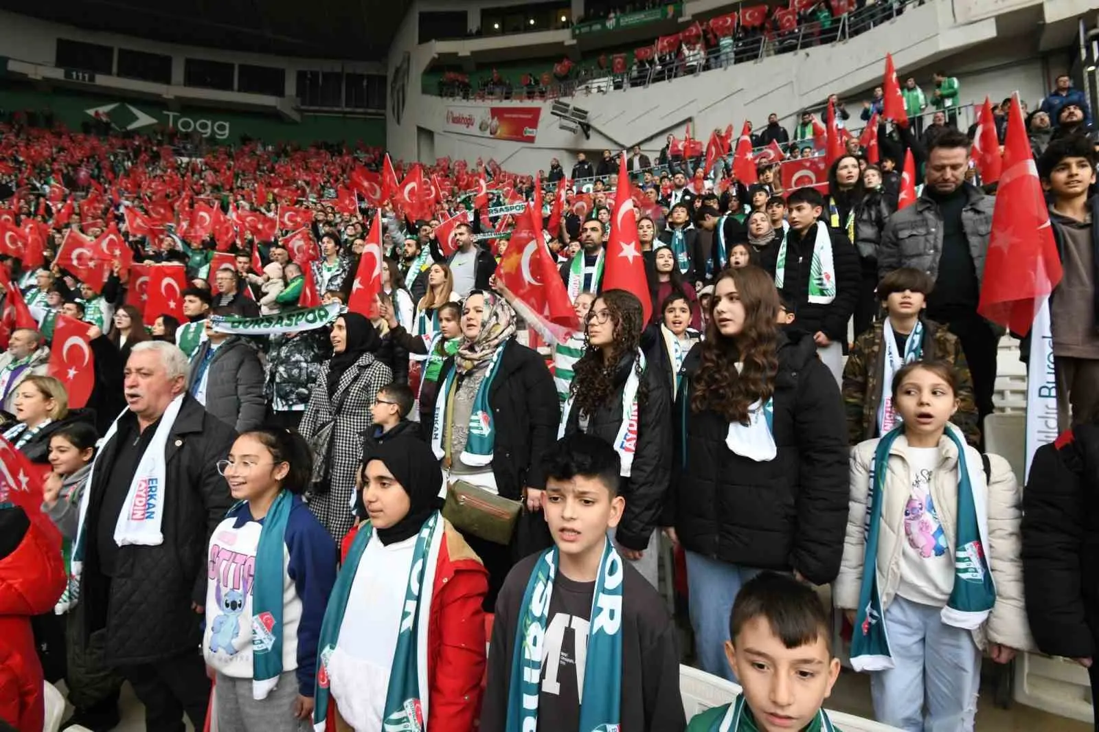 Bursaspor’a desteğini her alanda sürdüren Osmangazi Belediyesi, hayatında hiç maça