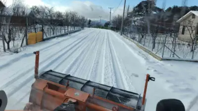 Osmangazi Belediyesi Fen İşleri Müdürlüğü ekipleri, ilçenin yüksek kesimlerinde etkili