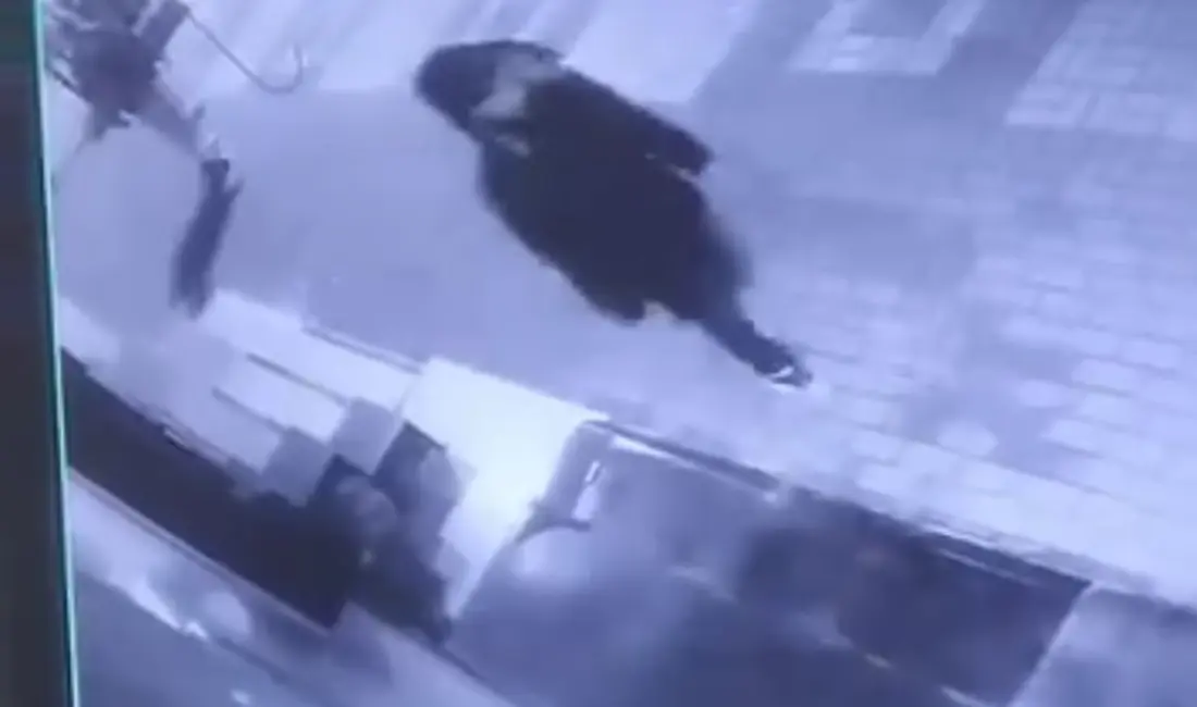 Bursa’nın Yıldırım ilçesinde alkollü oldukları iddia edilen 2 şahıs, park