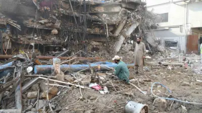 Pakistan’ın Karaçi kentindeki Gul Plaza Alışveriş Merkezi’nde (AVM) 17 Ocak’ta