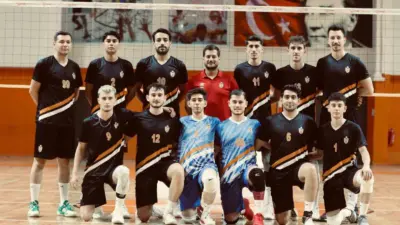 Tamamı İnegöllü altyapı sporcularından oluşan İnegöl Belediyespor Erkek Voleybol Takımı,
